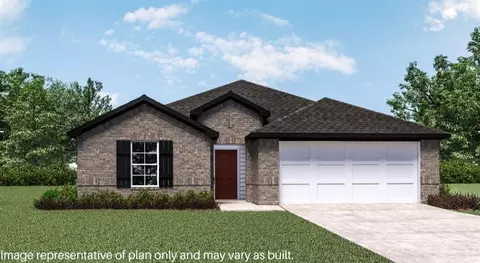 2033 SW 45th St, Lawton, OK 73505