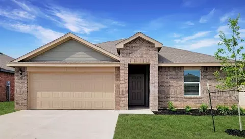 2027 SW 45th St, Lawton, OK 73505