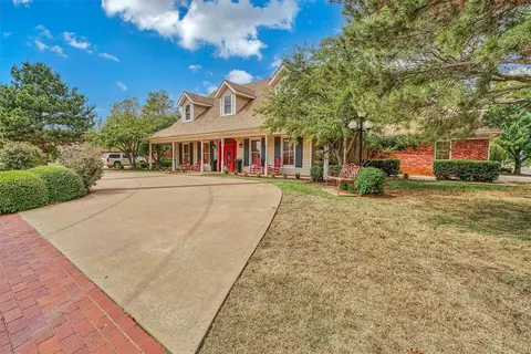 309 Val Verde St, Altus, OK 73521 photo 3