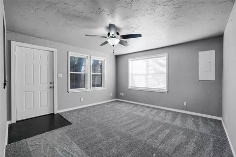 1311 N Chalmers St, Altus, OK 73521 photo 22