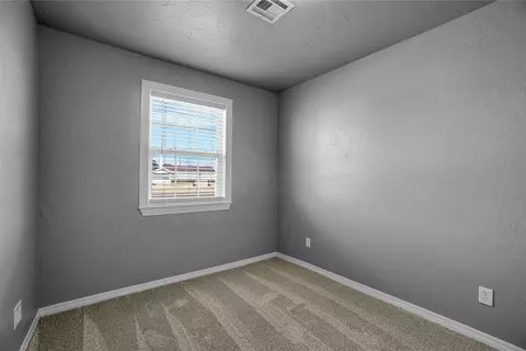 1311 N Chalmers St, Altus, OK 73521 photo 28