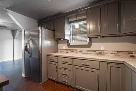 1311 N Chalmers St, Altus, OK 73521 photo 17