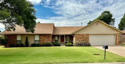 47 Peterson Dr, Clinton, OK 73601