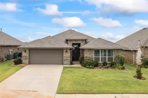 6712 NW 159th St, Edmond, OK 73013