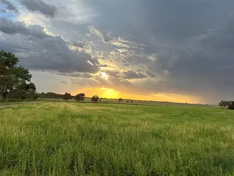 18126 E 1200 Rd, Erick, OK 73645