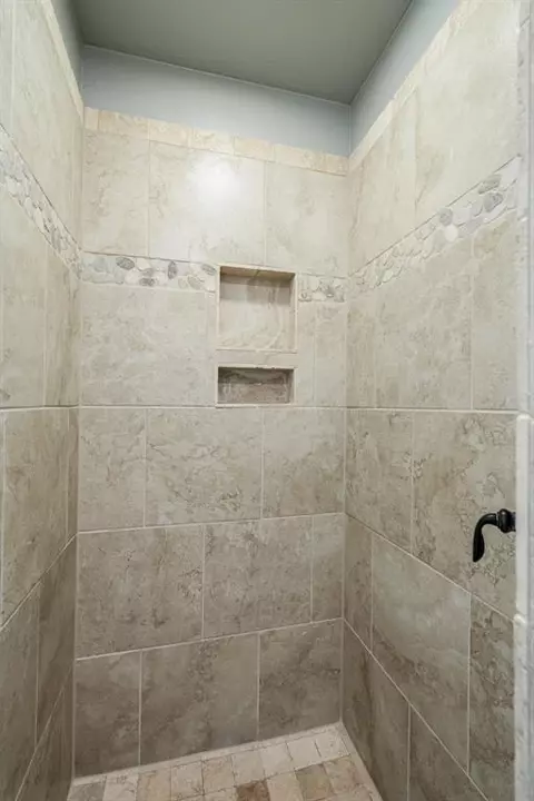 1921 NE 25th St, Moore, OK 73160 photo 22