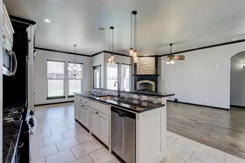 1921 NE 25th St, Moore, OK 73160 photo 11