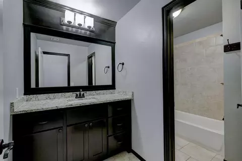 1921 NE 25th St, Moore, OK 73160 photo 32