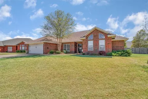 504 Peacock Ln, Altus, OK 73521 photo 3