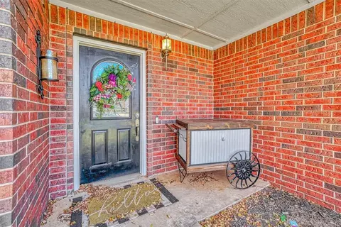 504 Peacock Ln, Altus, OK 73521 photo 4
