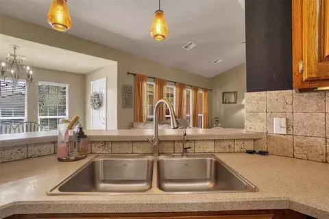 504 Peacock Ln, Altus, OK 73521 photo 16
