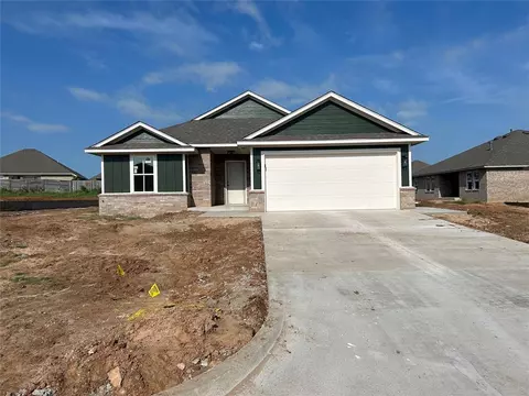 4310 Eloise Dr, Shawnee, OK 74804