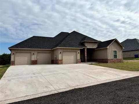 2699 Pecan Cir, Jones, OK 73049