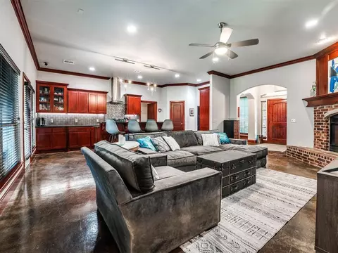 2805 Verona Ct, Edmond, OK 73034