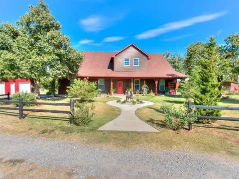 2350 Gina Ct, Guthrie, OK 73044