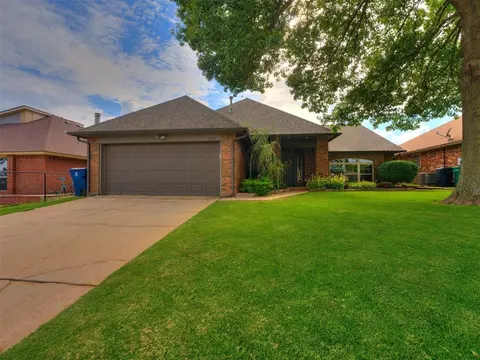 505 Harvest Trl, Yukon, OK 73099