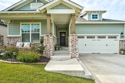 3640 Pavilion Pl, Edmond, OK 73034
