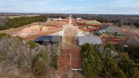 103 Pine Valley Ln, Shawnee, OK 74801