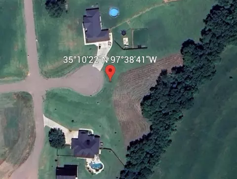 1224 Clover Cir, Blanchard, OK 73010