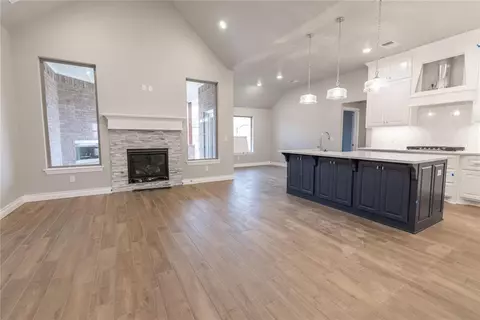 3008 Piper St, Moore, OK 73160