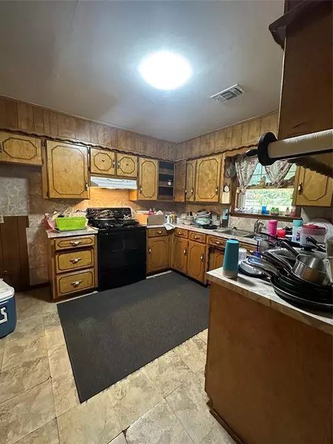 2069 Rodeo Rd, Broken Bow, OK 74728 photo 3