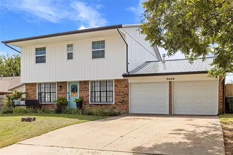 9608 Crest Dr, Oklahoma City, OK 73130