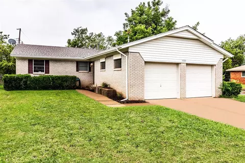 10221 N Mckinley Ave, Oklahoma City, OK 73114