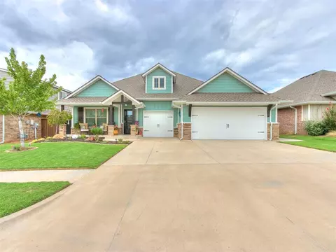 9229 NW 90th St, Yukon, OK 73099