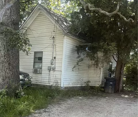 134 S Osage Ave, Shawnee, OK 74801