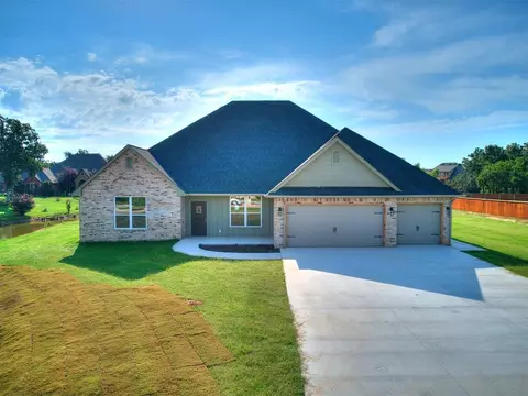 3824 Huntington Pkwy, Choctaw, OK 73020