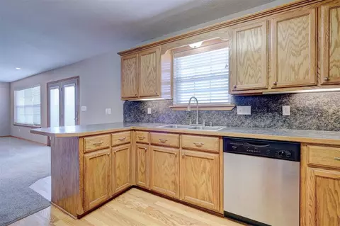210 Maple St, Hinton, OK 73047 photo 15