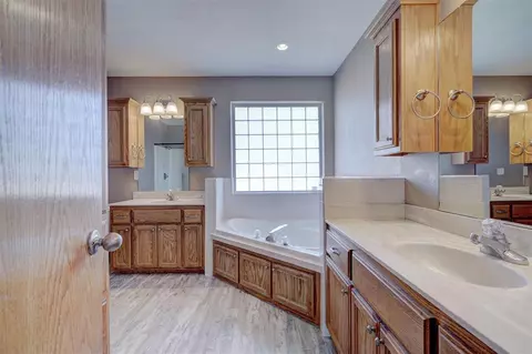 210 Maple St, Hinton, OK 73047 photo 31