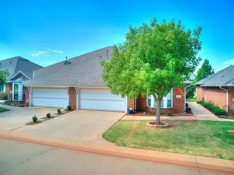 15437 Swallowtail Rd, Edmond, OK 73013