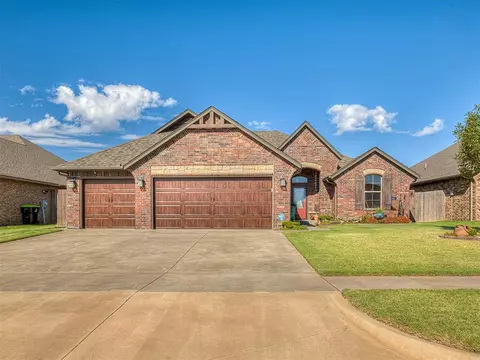 1249 Auburn Cir, Piedmont, OK 73078