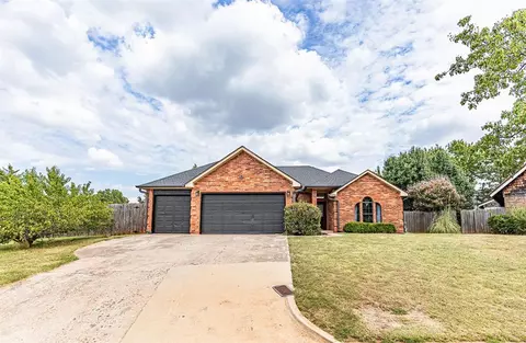 12720 Trail Oaks Dr, Oklahoma City, OK 73120