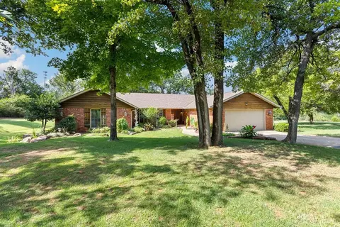 4701 Blackjack Ln, Edmond, OK 73034
