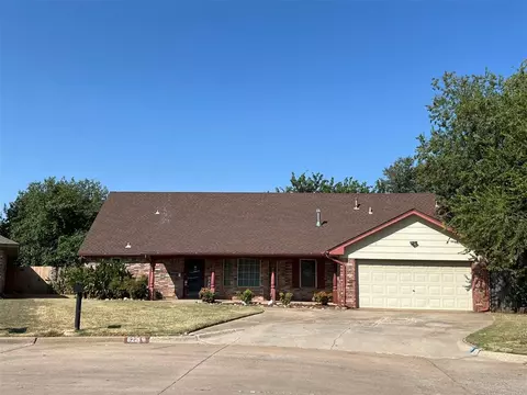 6221 NW 77th St, Oklahoma City, OK 73132