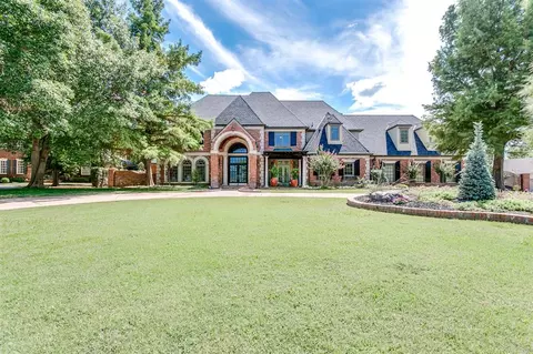 5800 Country Club Ter, Edmond, OK 73025