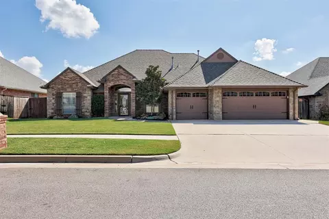 17116 Wales Green Ave, Edmond, OK 73012