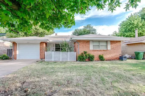 221 E Bass, Yukon, OK 73099