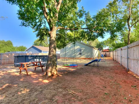 919 E Perkins Ave, Guthrie, OK 73044 photo 22