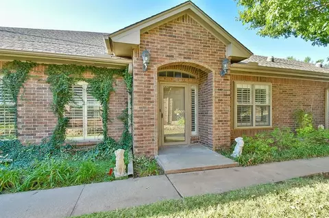 15904 Sonoma Ct, Edmond, OK 73013