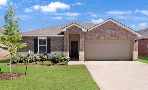10501 SW 41st St, Mustang, OK 73064