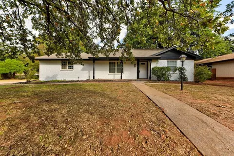 3701 Greenway Ter, Del City, OK 73115