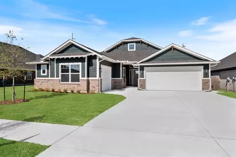 1529 SW 157th St, Moore, OK 73170