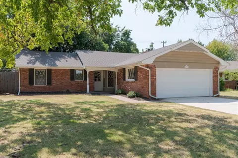 2940 Lakeside Dr, Oklahoma City, OK 73120