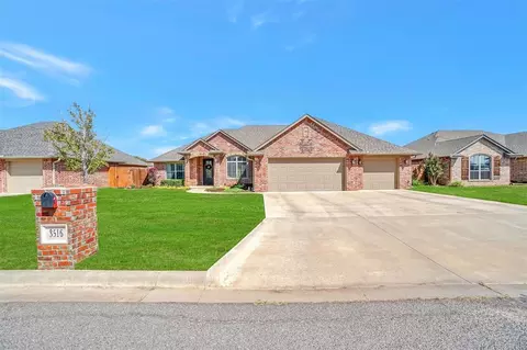 3516 Regal Dr, Altus, OK 73521