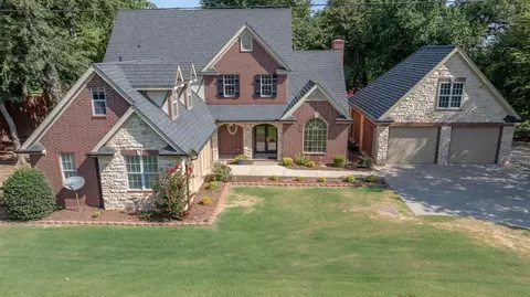 1468 N Adkins Hill Rd, Norman, OK 73072