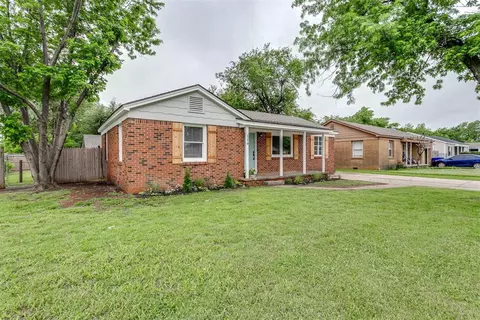 116 E Haddock St, Norman, OK 73069 photo 3