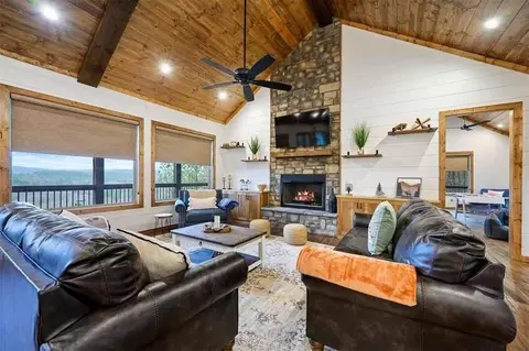 Living - 88 E Fork Cir, Broken Bow, OK 74728 photo 3 of 3